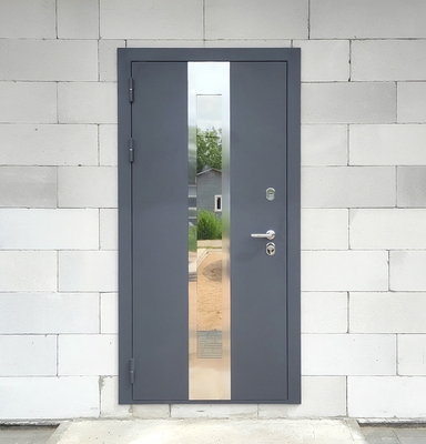 Дверь с остеклением Дверь с остеклением